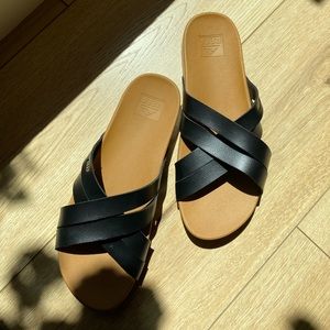 Reef sandal only worn around the house twice if that